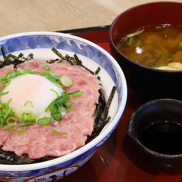 月見ねぎとろ丼みそ汁セットor親子丼みそ汁セット